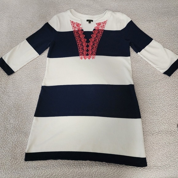 Talbolts Beautiful Preppy Striped V Neck Dress - Picture 12 of 16